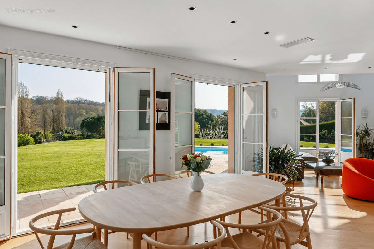 Maison à CHAMBOURCY