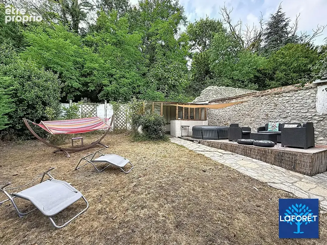 Maison familiale de caractère 174 m²  4 chambres  Jardin Garage  Blois - photo 4