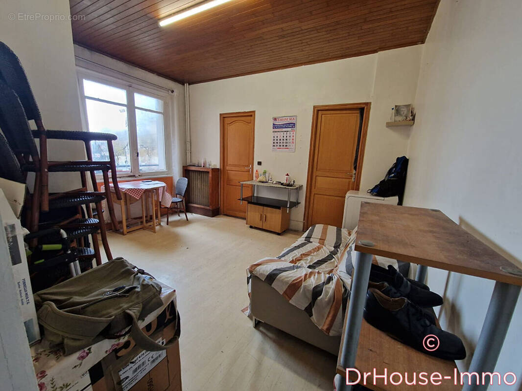Appartement à AUBERVILLIERS