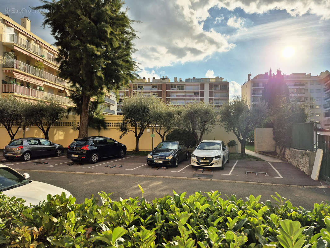 Appartement à ROQUEBRUNE-CAP-MARTIN