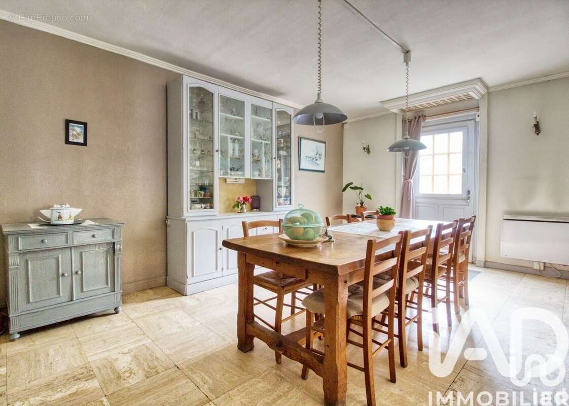 Maison 189 m² à Guiry-En-Vexin  - photo 7