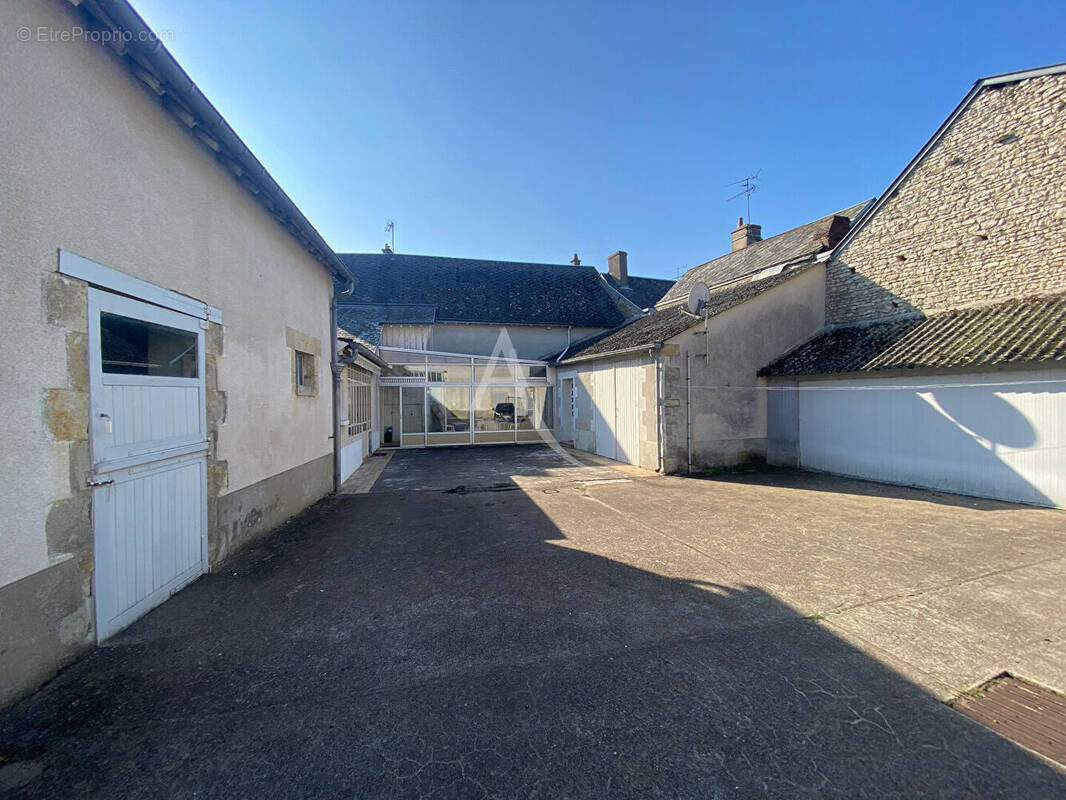 Maison à ASCHERES-LE-MARCHE