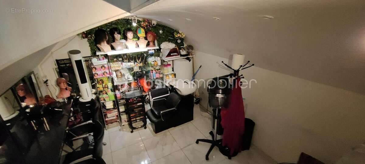 Commerce à PARIS-18E