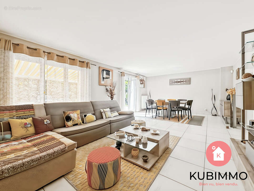 Maison à BUSSY-SAINT-GEORGES