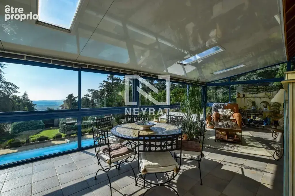 Maison 8 pièces 243 m² à vendre à Givry (71640) - photo 6