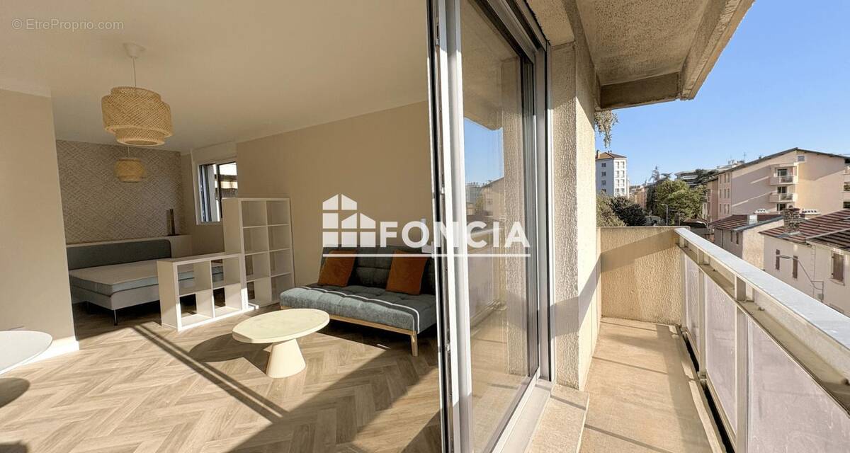 Appartement à LYON-4E