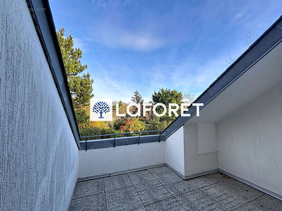 Appartement T3 avec terrasse à Saint-Nom-la-Bretèche - photo 9