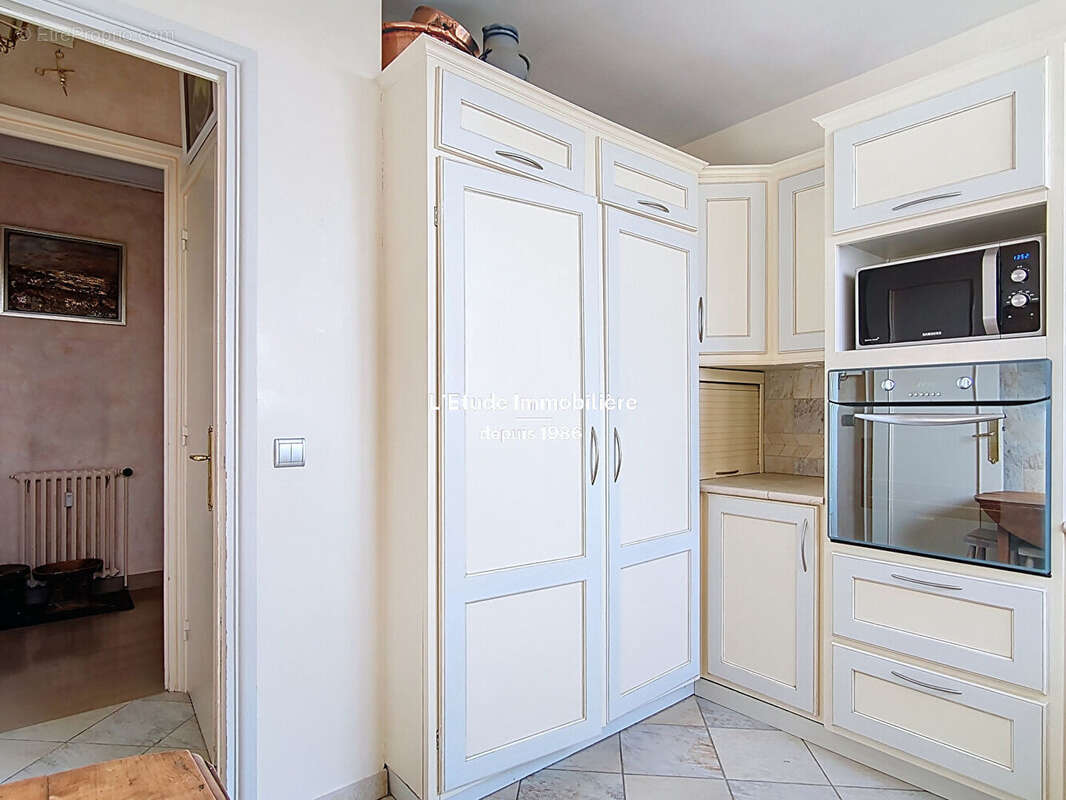 Appartement à LYON-6E