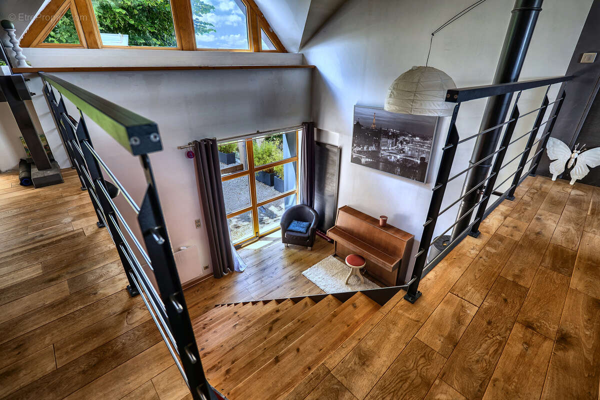 Meyrieux-Trouet  - Maison de caractère avec extension contemporaine - photo 12