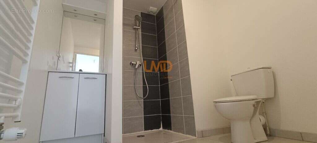 Appartement T2 lumineux de 46 m² avec balcon et parking privatif - photo 5