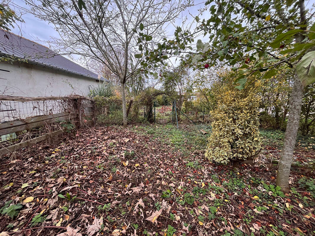 Terrain à BRETTEVILLE-SUR-LAIZE