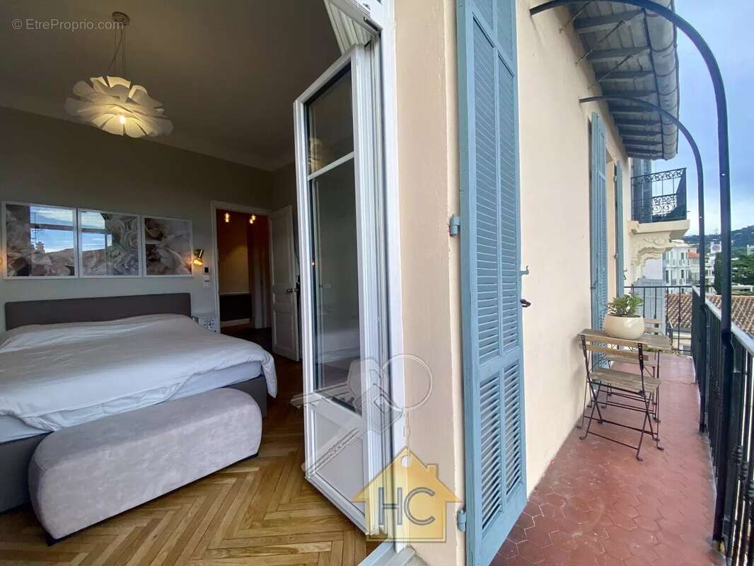 Appartement à CANNES