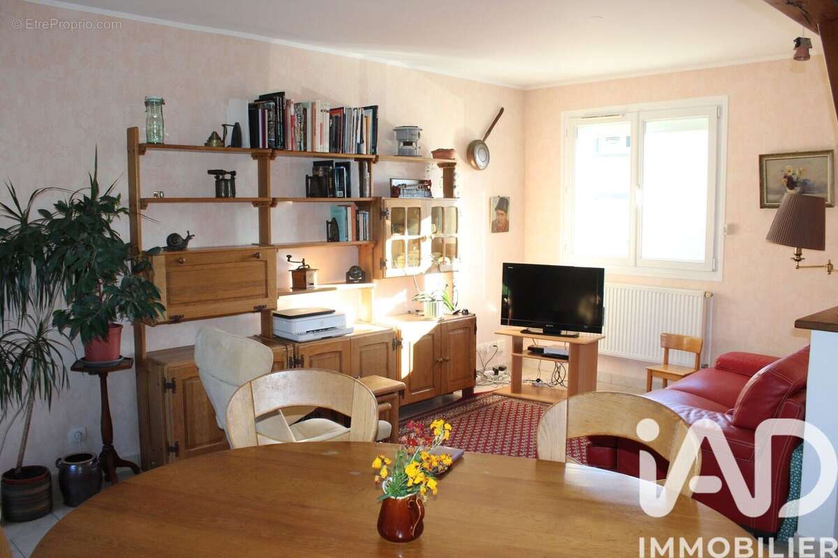 Photo 3 - Maison à LA QUEUE-EN-BRIE