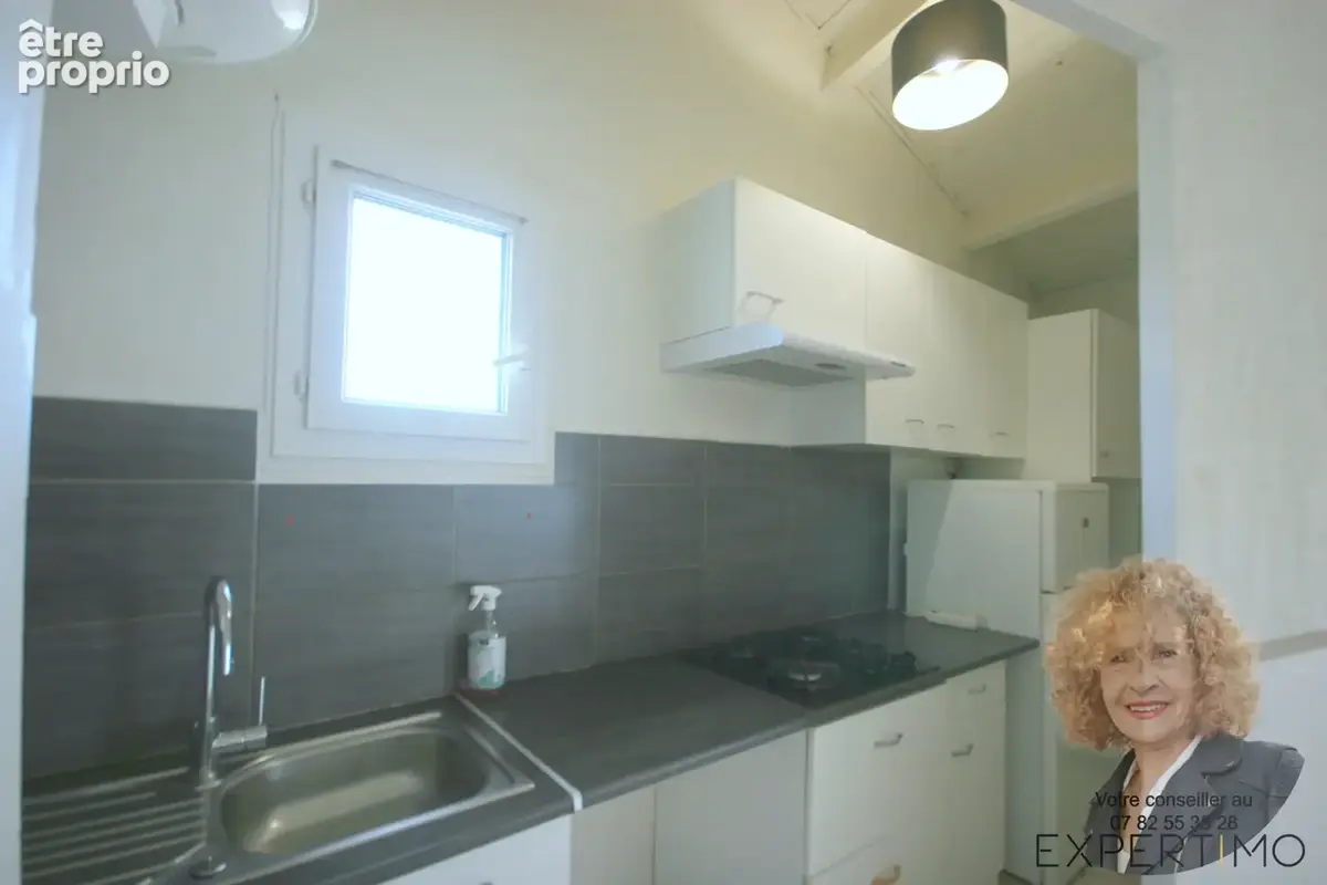 Appartement 50 m2 atypique  charme & volumes sous les toits - photo 4
