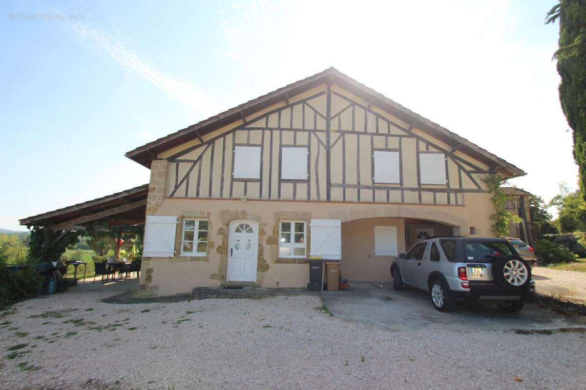 Maison à BEAUMARCHES