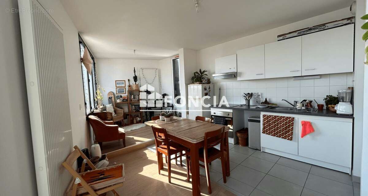 Appartement à BORDEAUX