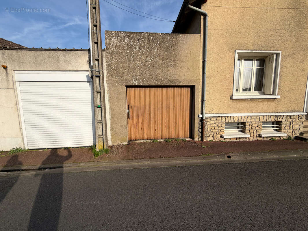Maison à CHATELLERAULT