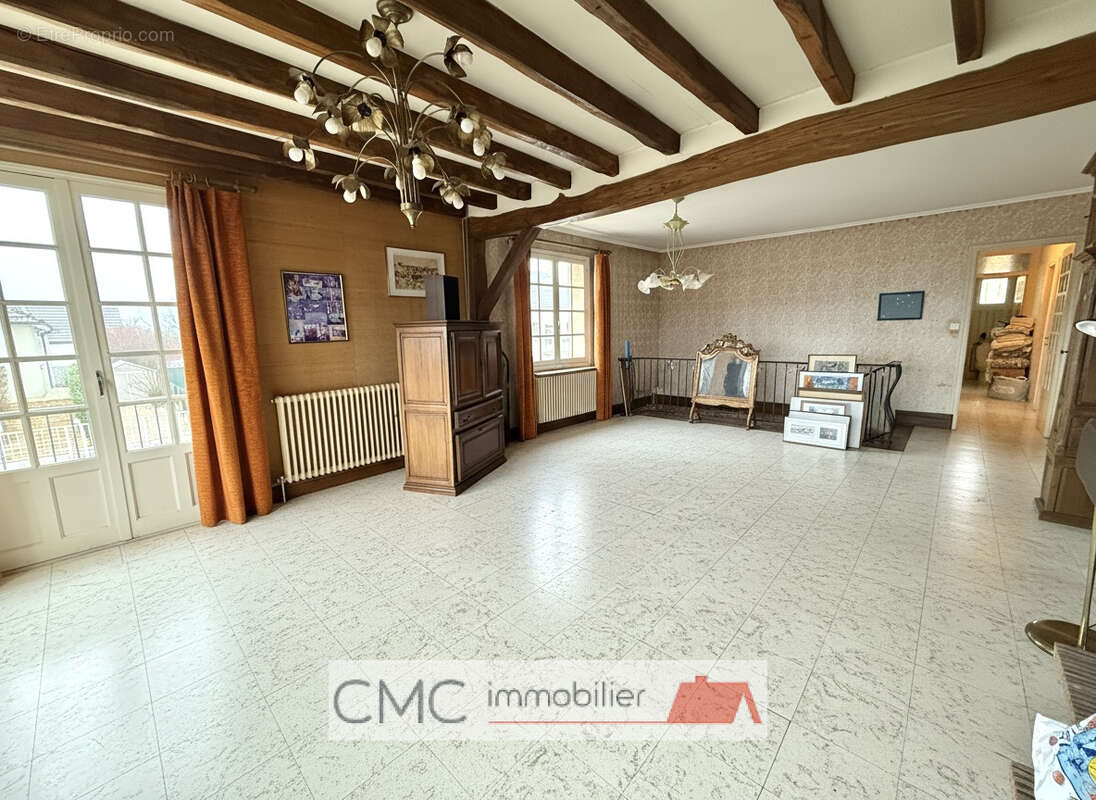 Maison 140 m² à Luisant  - photo 2