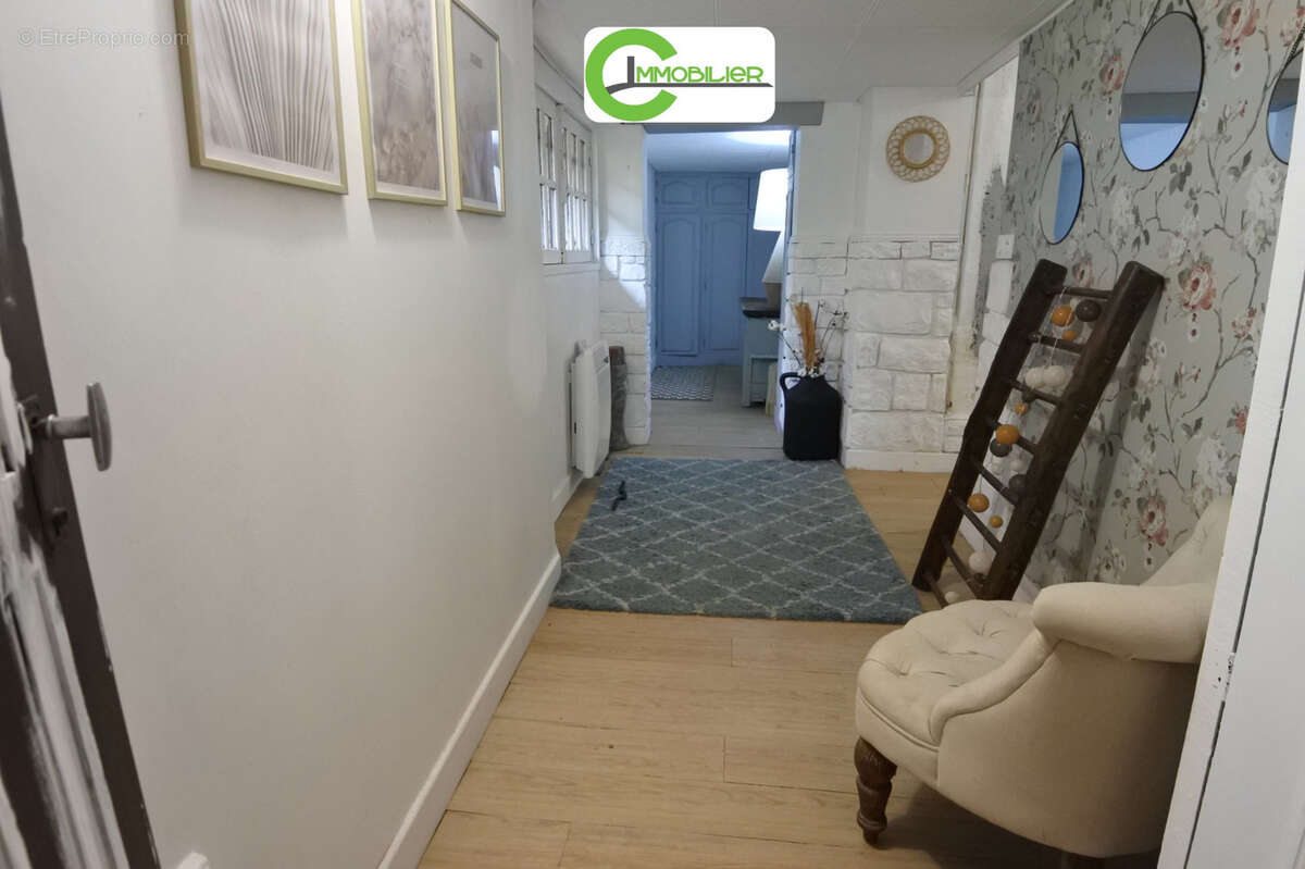 Maison à BONNETABLE