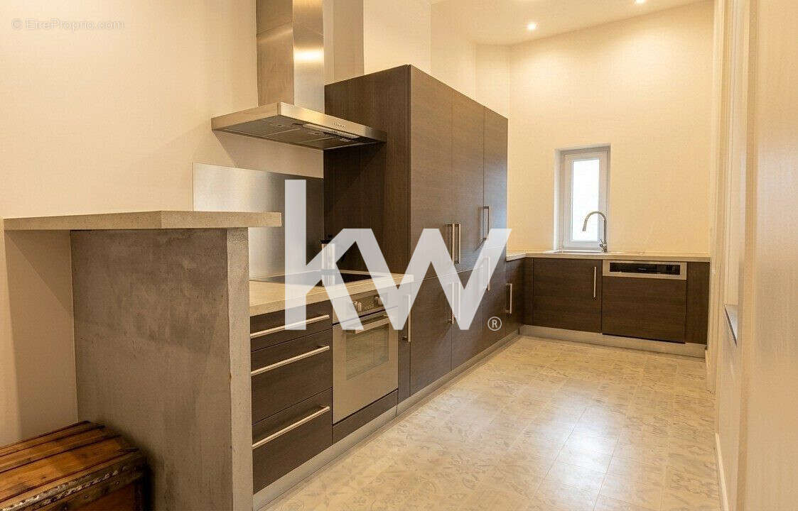Appartement 122 m² à Saint-Etienne  - photo 8