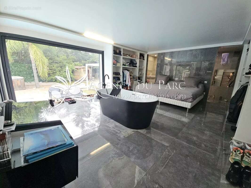 Maison à MOUGINS