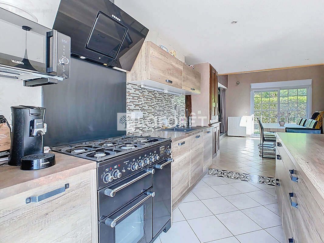 Maison à LES ISLETTES