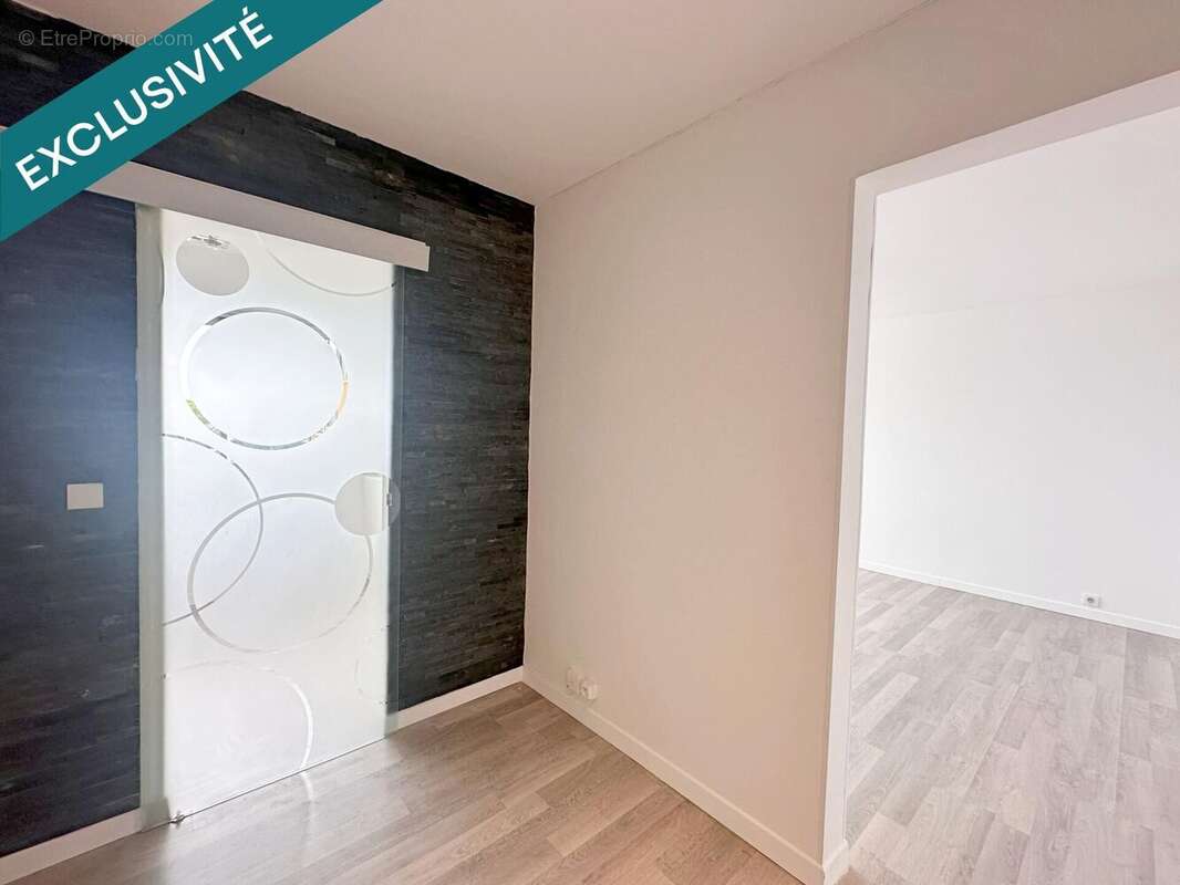 Appartement 53 m² à Mudaison  - photo 6
