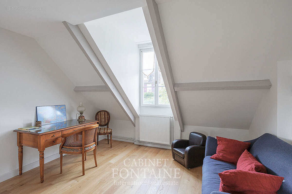 Maison à LAVERSINES