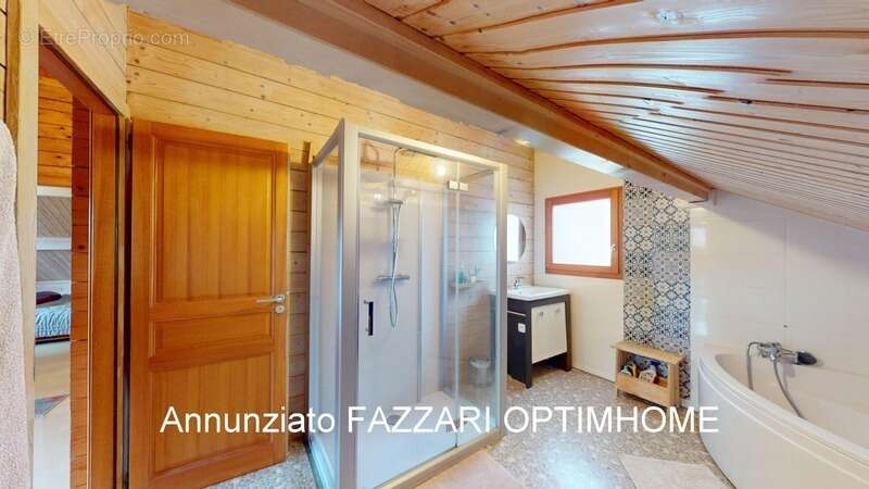 Maison à CHARENCY-VEZIN