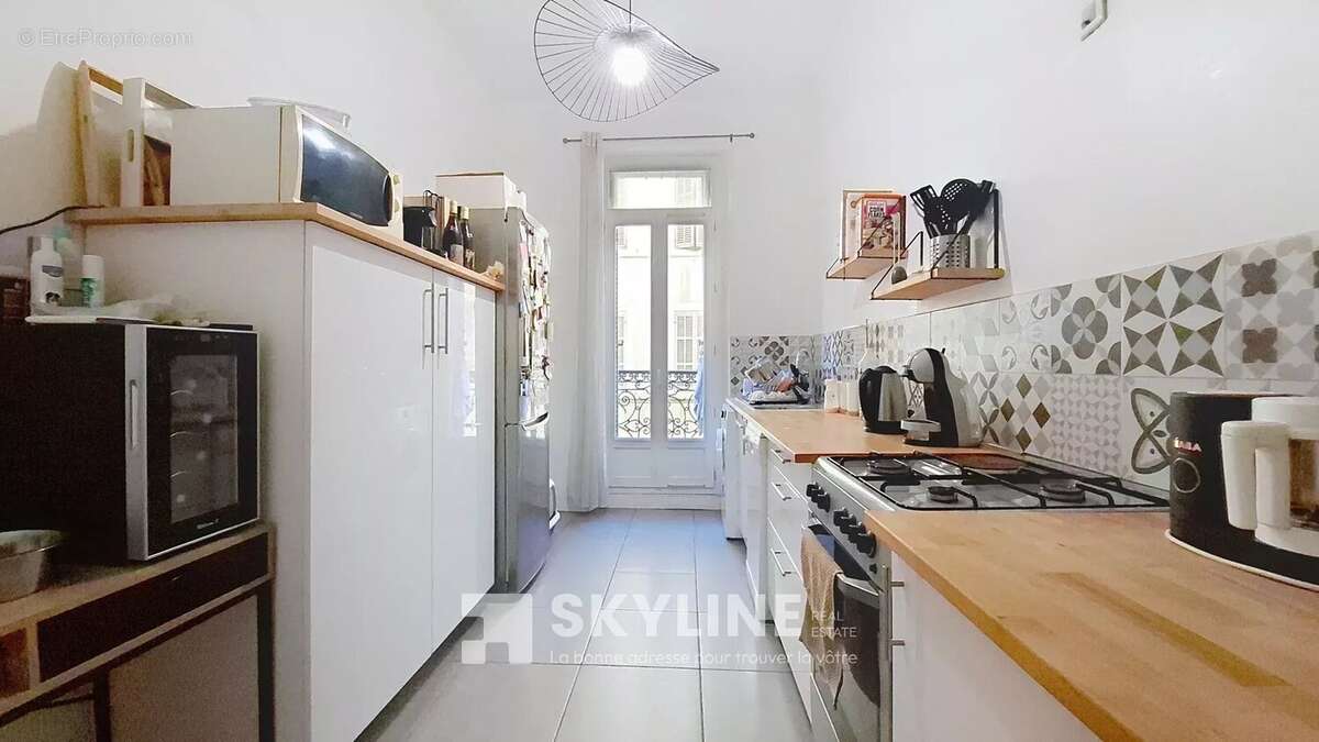 Appartement à MARSEILLE-6E