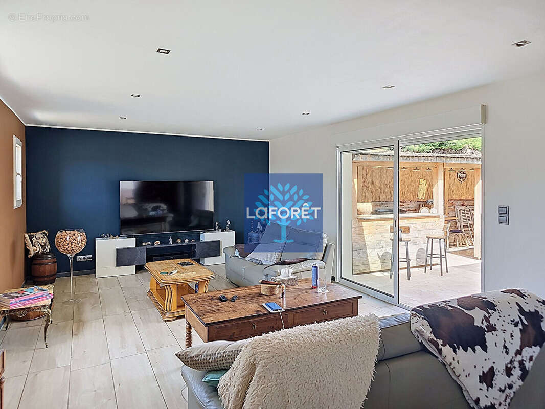 Villa 121m² avec piscine à Assieu - photo 11