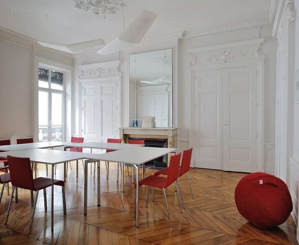 Commerce 150 m² à Lyon-1e  - photo 6