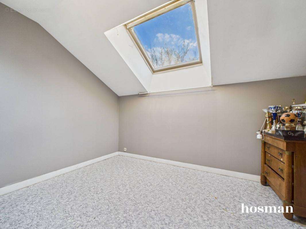 Maison à SAINT-SEBASTIEN-SUR-LOIRE