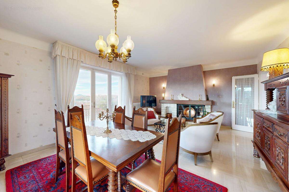 Appartement à SAINT-PIERRE-D'IRUBE