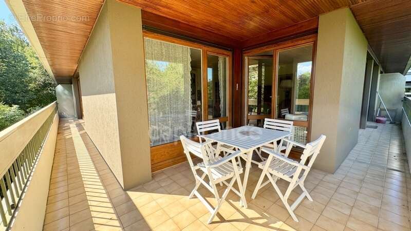 Appartement à NOISY-LE-ROI