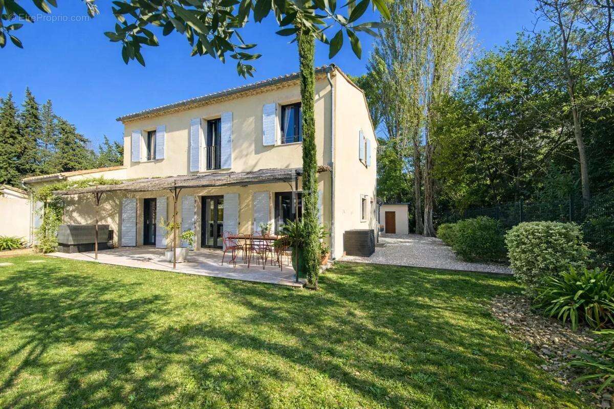Maison à MAUSSANE-LES-ALPILLES