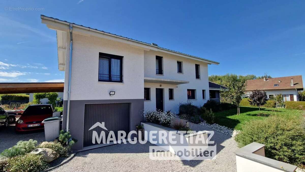 Maison à AMANCY