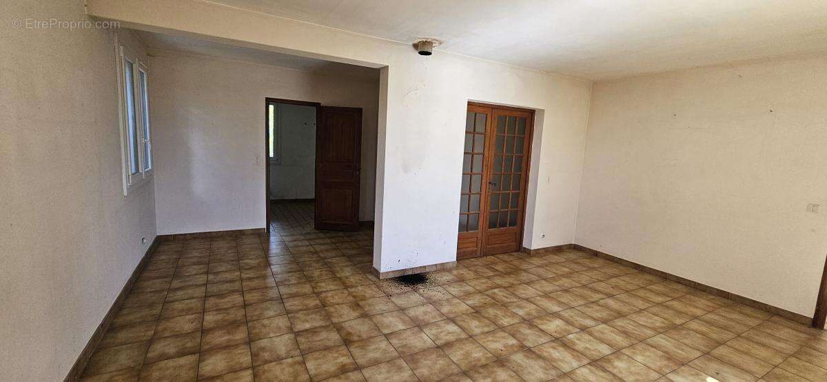 Maison à FERRIERES-LES-VERRERIES
