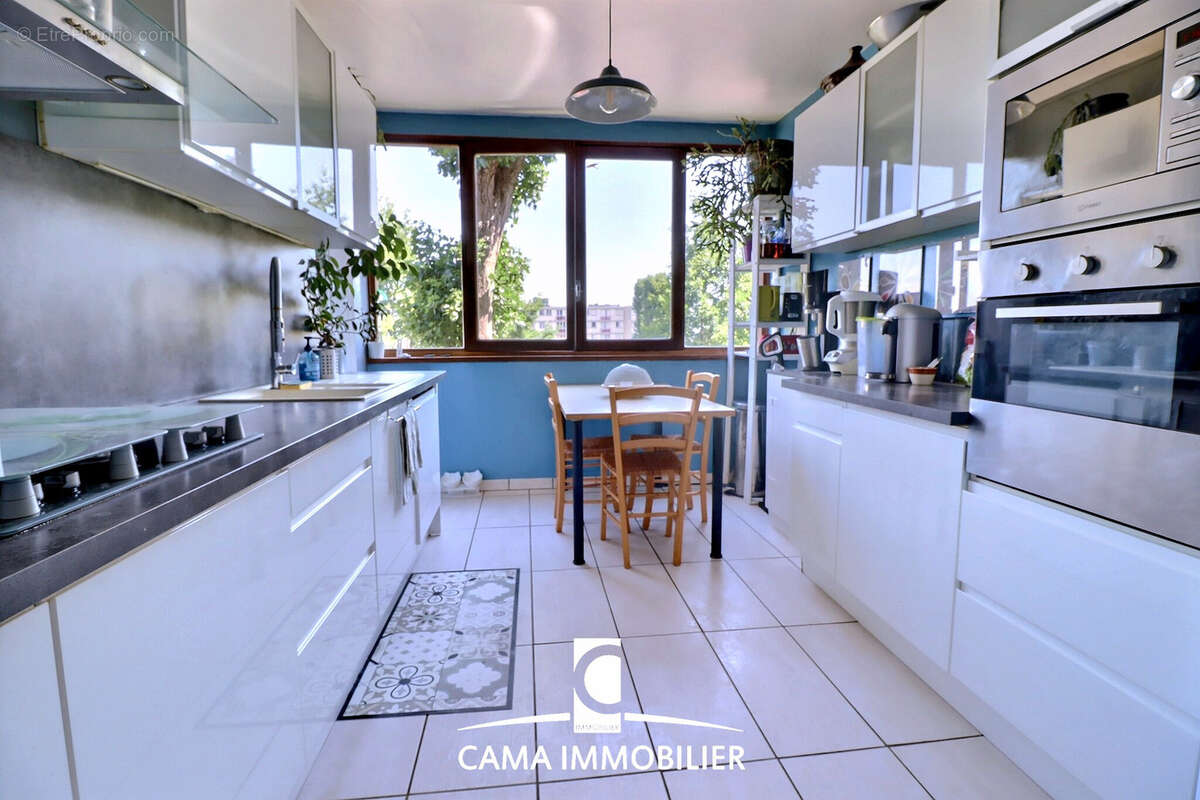 Appartement 5/6 pièces à vendre à fontenay-le-fleury - photo 4