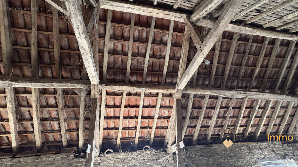 Maison à VERPILLIERES-SUR-OURCE