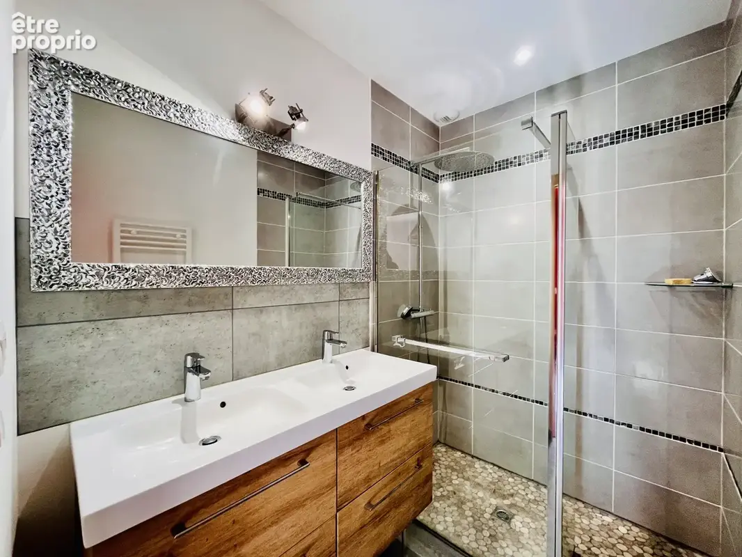 BOUAYE - Maison de 93 m2  sur une parcelle de 450 m2. - photo 5