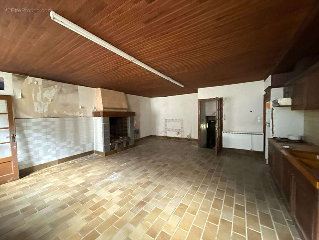 Maison à SAINT-MARCAN