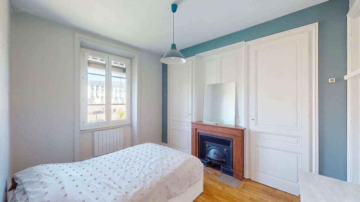 Appartement à LYON-4E