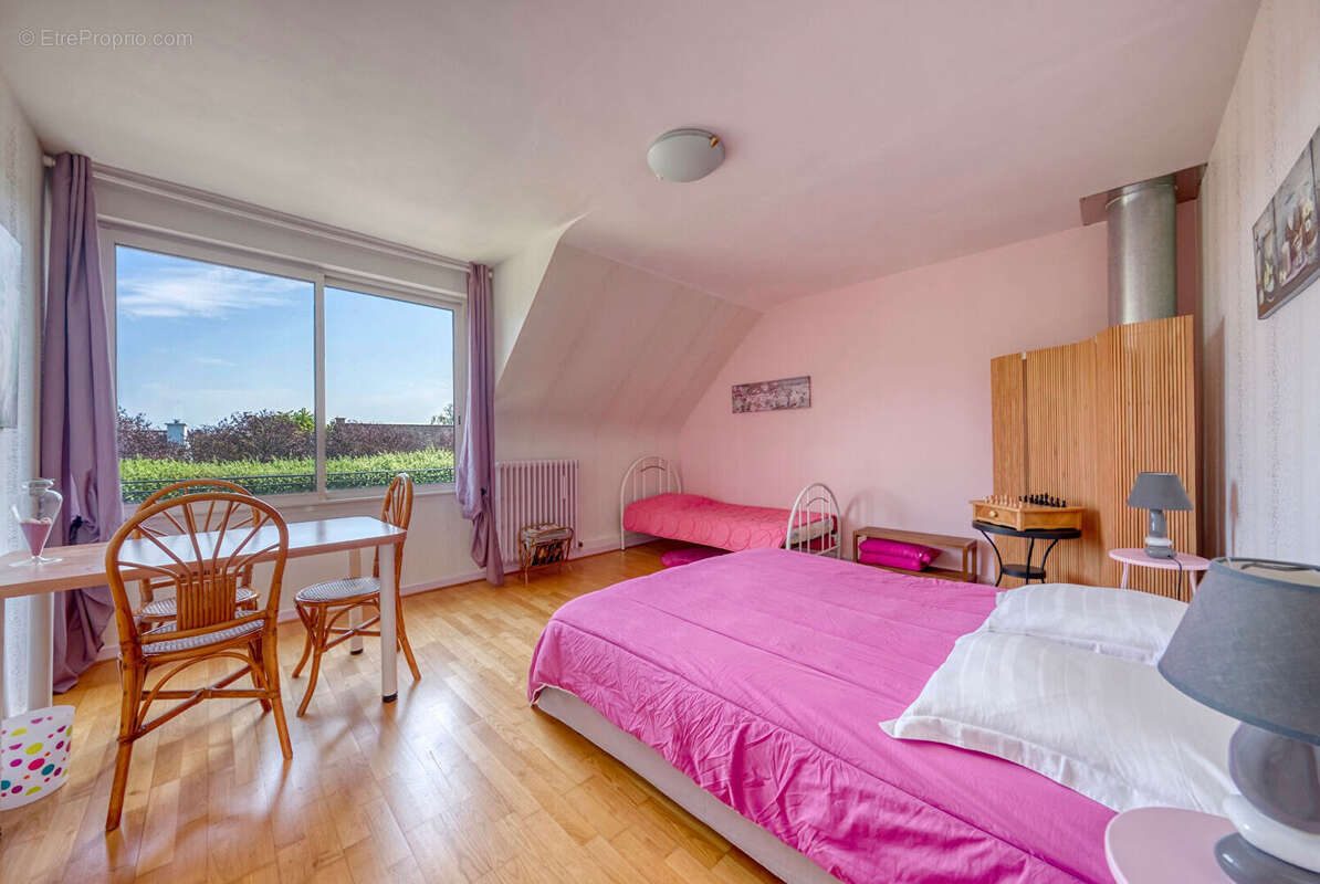 Maison à CHARTRES-DE-BRETAGNE