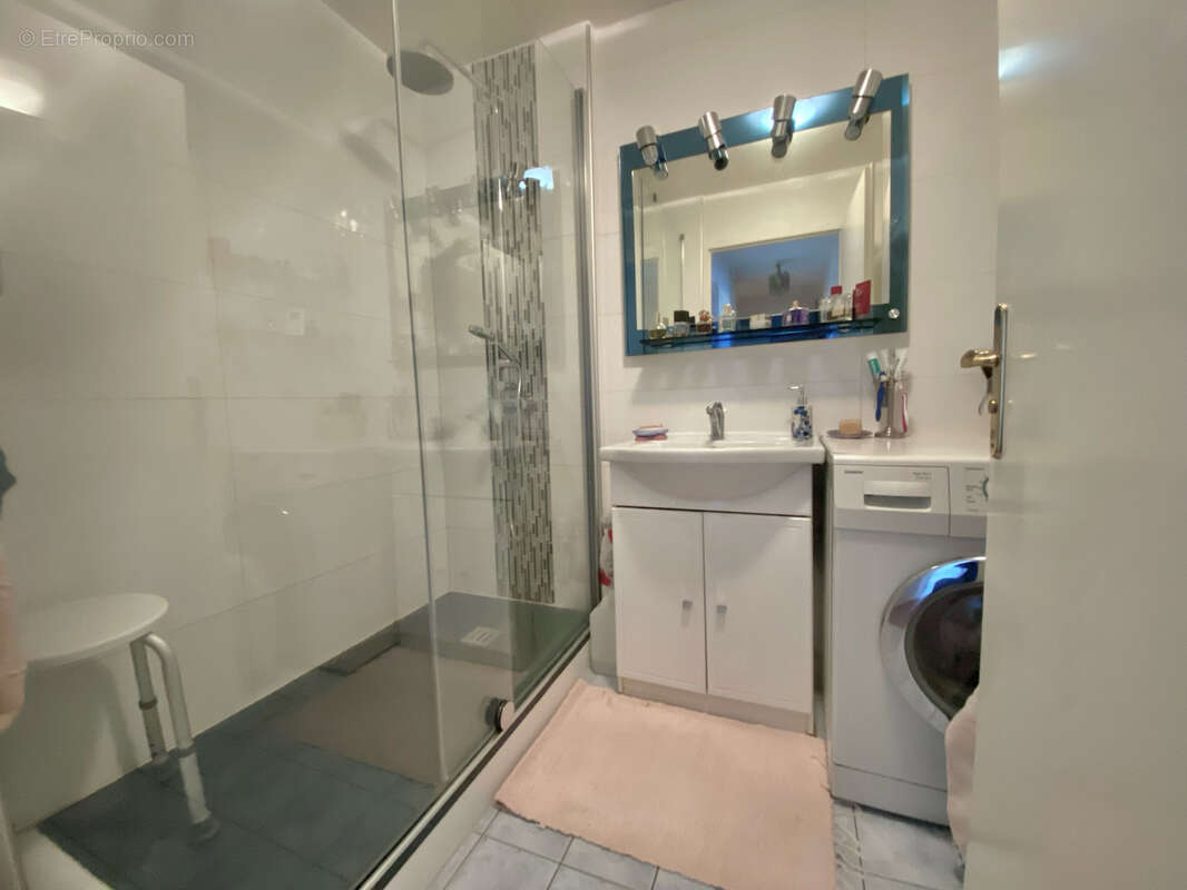 Appartement à SAINT-GRATIEN