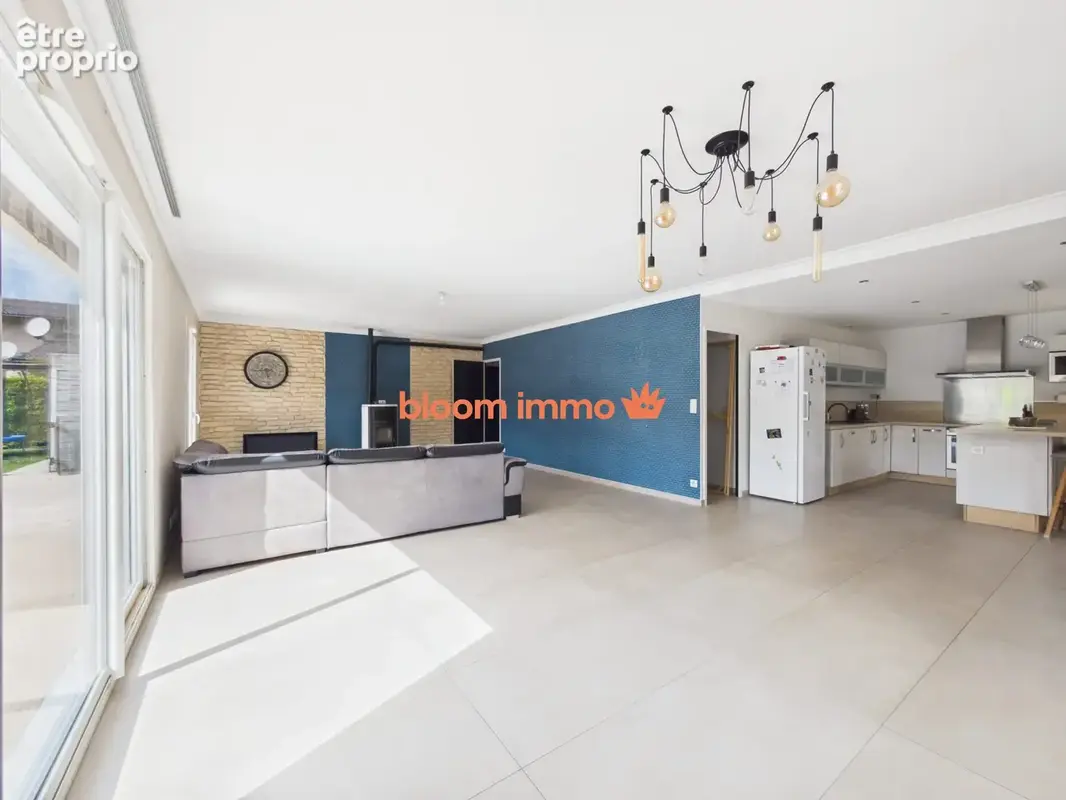 SALON / SALLE A MANGER