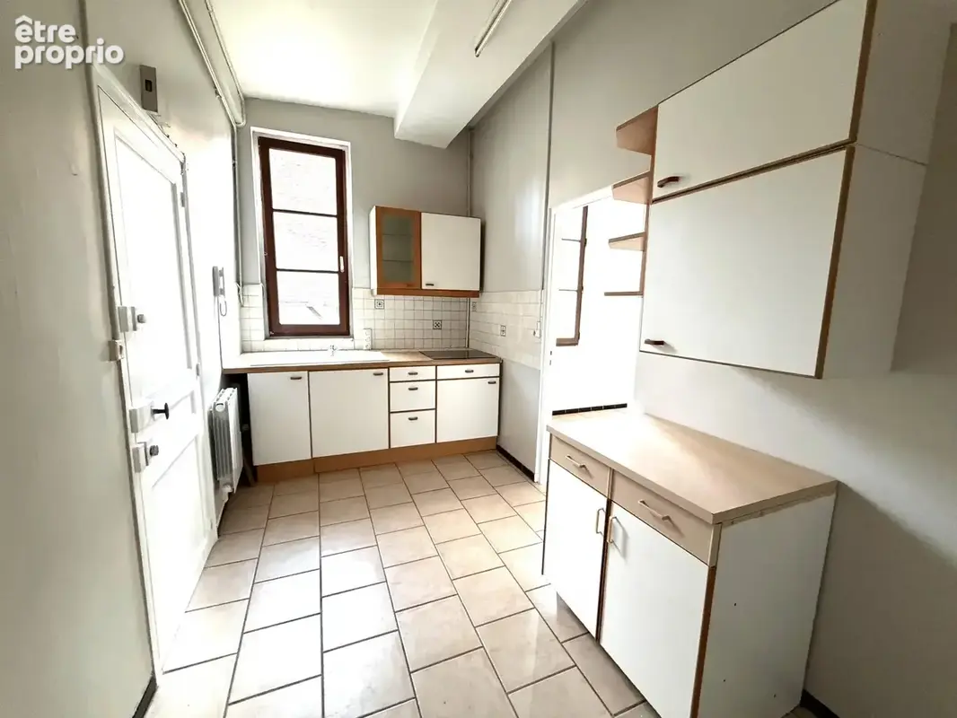 AUXERRE CENTRE-VILLE - Appartement F3 avec cave - photo 6