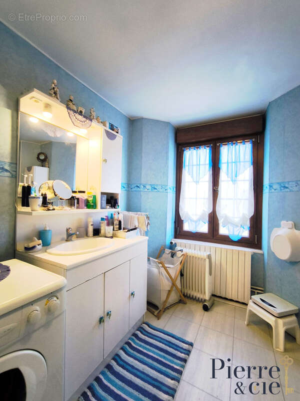 Maison à SAIRES-LA-VERRERIE