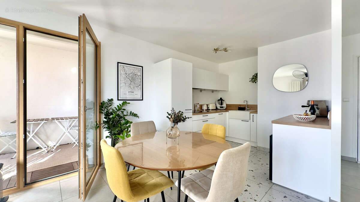 Appartement à LYON-5E