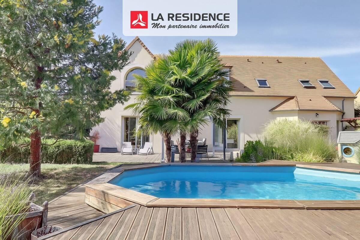 Maison à MONTFORT-L'AMAURY